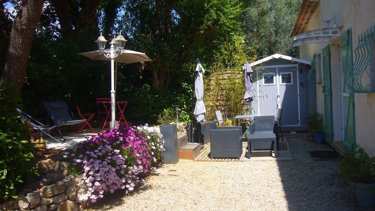 Les Chênes Verts Valbonne Exterior foto